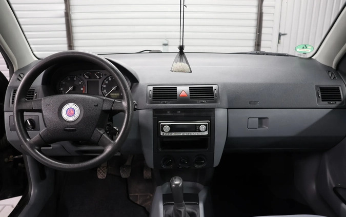 Skoda Fabia cena 4400 przebieg: 212000, rok produkcji 2003 z Orzysz małe 106